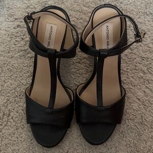 Antonio Melani heels